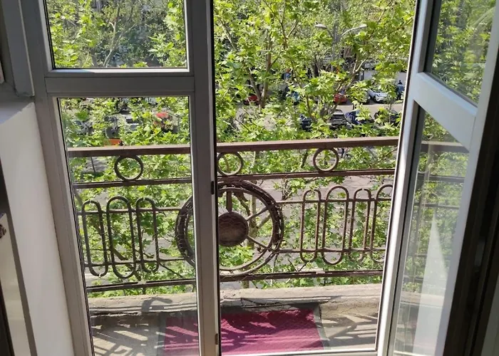 Appartement Christie's 3 To *