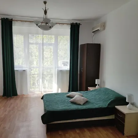 Apartment Christie's 3 To Bukarest